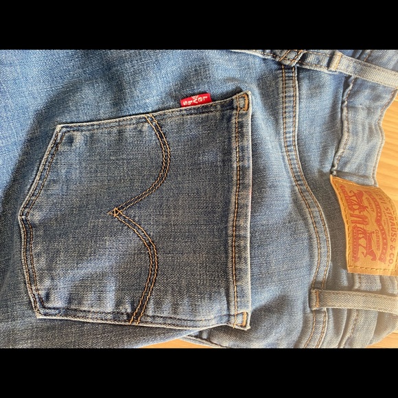 Levi’s Red tab 721 high rise skinny jeans - Picture 4 of 9